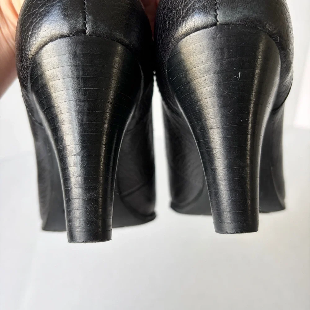 Born Crown Black Leather 3‎ Inch Heels Granny Witchy Academia Women’s 8